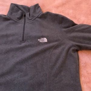 North Face gray fleece half zip sweatshirt